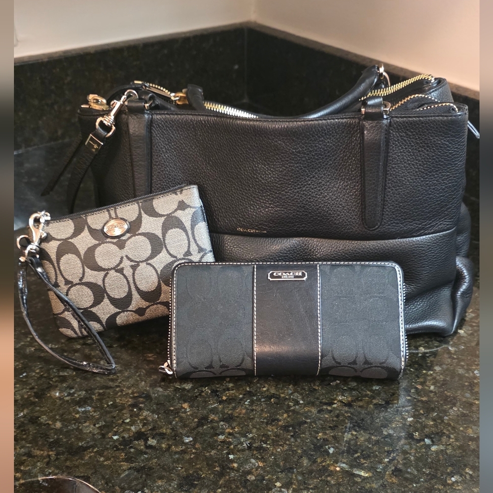 Coach Bundle -  Borough Bag, Accordion Wallet And Wristlet